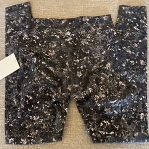 NWT LULULEMON WUNDER UNDER HR TIGHT 28” FLUX